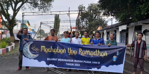 Pemuda Pasar Purwodadi Menyediakan Tempat Lapak Buka puasa