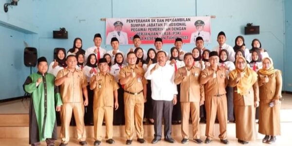 Bupati Serahkan Surat Keputusan SK,P3K Nakes 2023