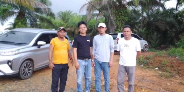 Disnakertrans BU Gelar Titik Nol Peningkatan Jalan Desa Tanjung Sari Kec Ulok Kupai BU